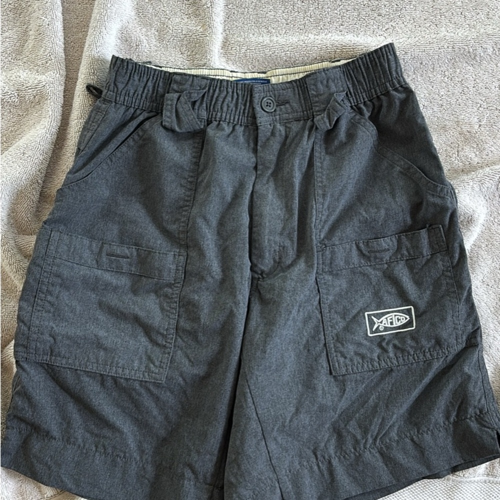 AFTCO dark grey shorts